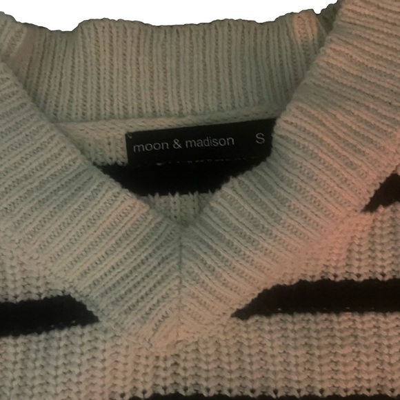 moon & madison striped sweater vest, size s - Picture 2 of 3